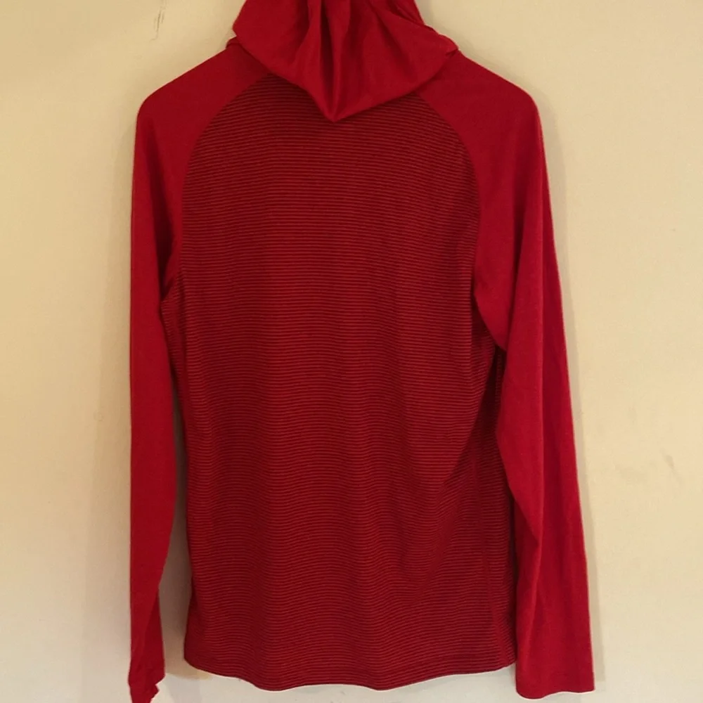 Nike red tonal stripe long sleeve performance hoodie tee Sz M